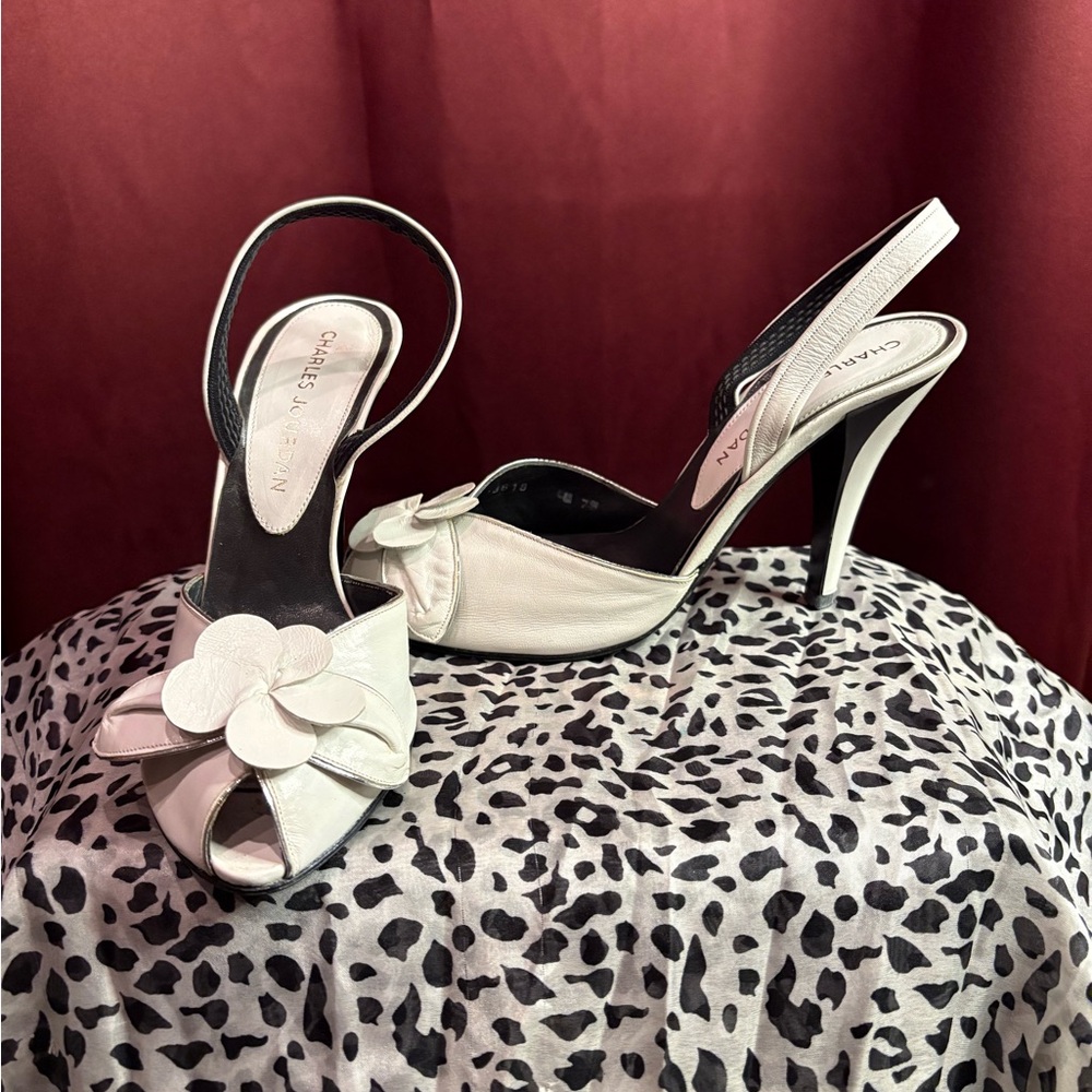 Charles David White Slingback Heels with Floral Detail